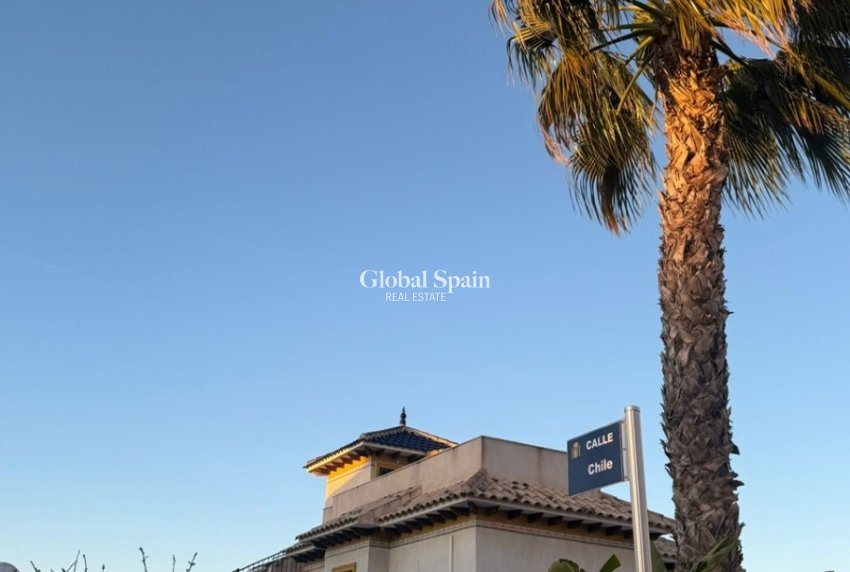 Wiederverkauf - VILLA -
ORIHUELA COSTA - Costa Blanca