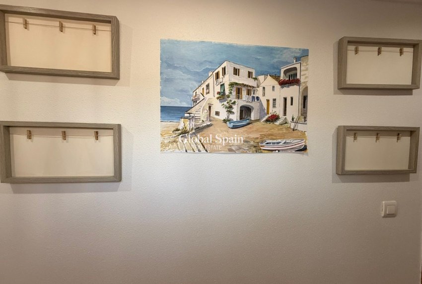 Wiederverkauf - VILLA -
ORIHUELA COSTA - Costa Blanca