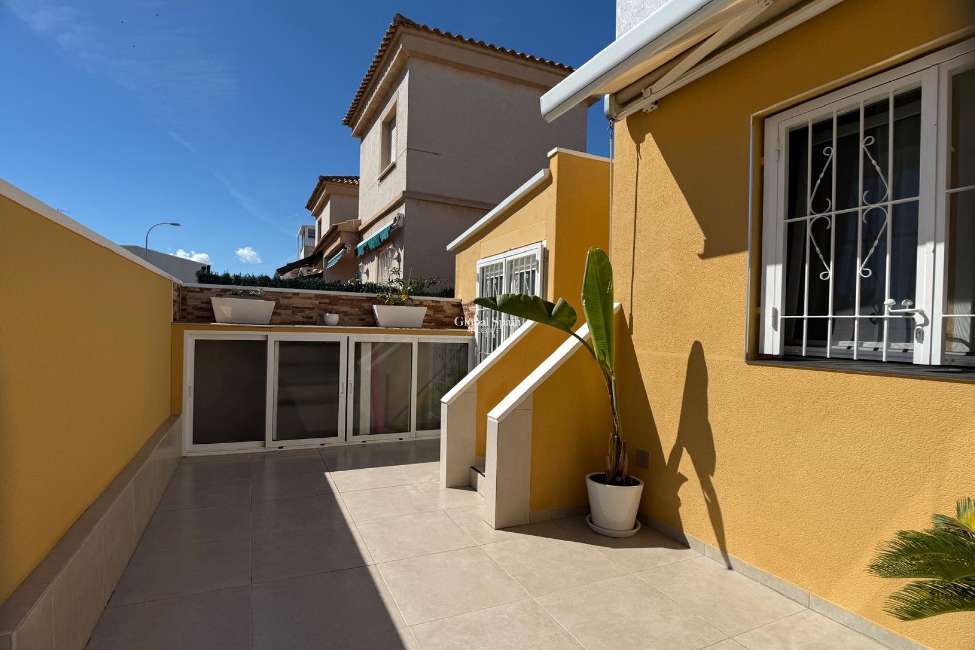 Wiederverkauf - VILLA -
ORIHUELA COSTA - Costa Blanca