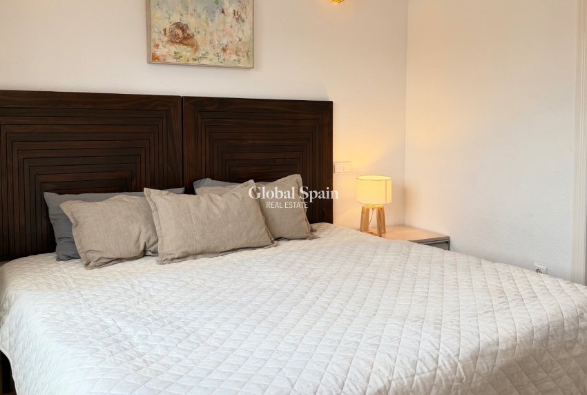 Wiederverkauf - VILLA -
ORIHUELA COSTA - Costa Blanca