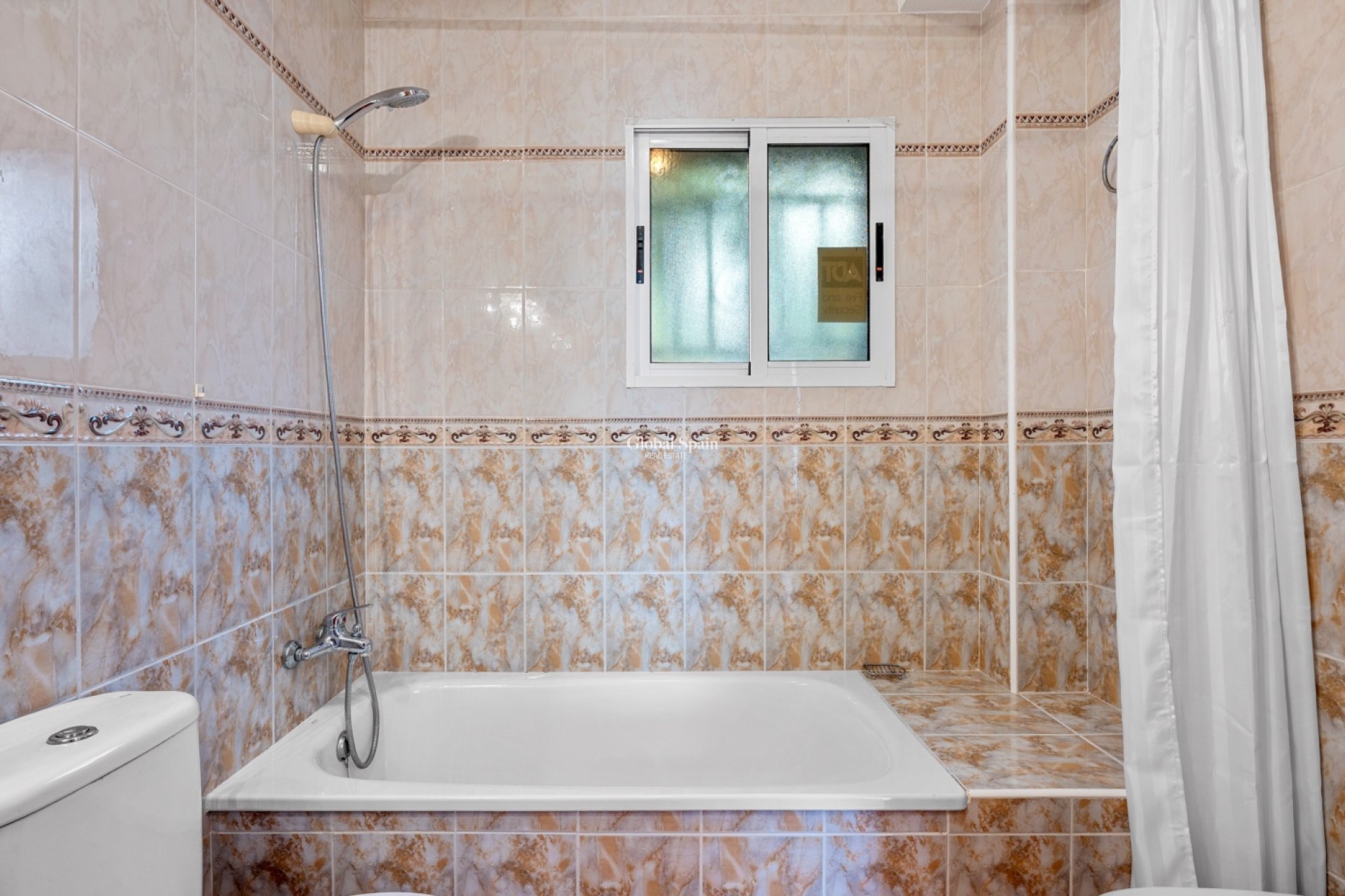 Wiederverkauf - VILLA -
ORIHUELA COSTA - El Galan