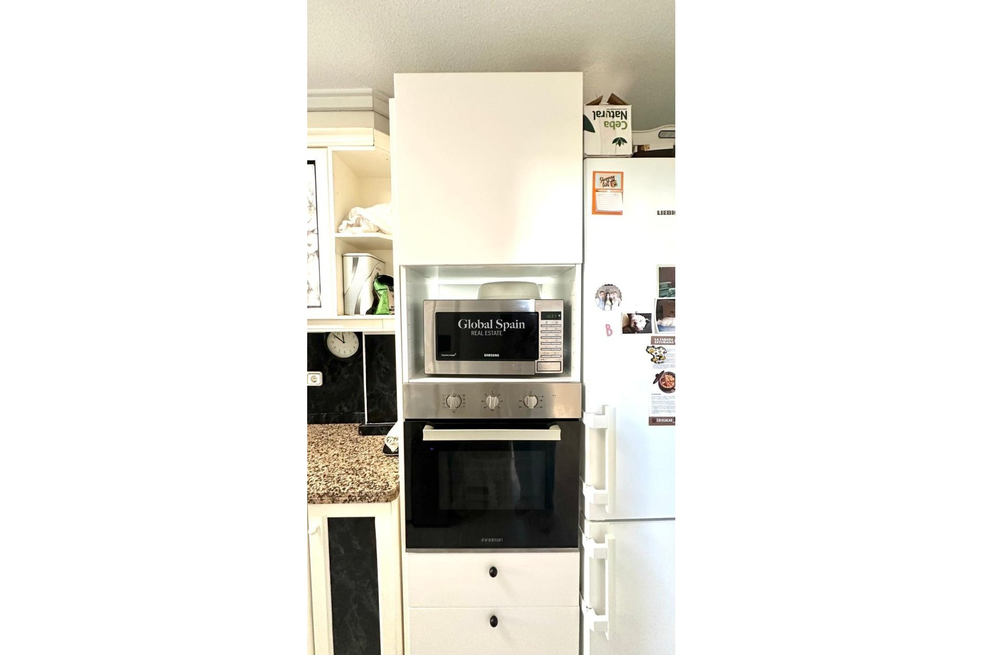 Wiederverkauf - VILLA -
ORIHUELA COSTA - La Regia