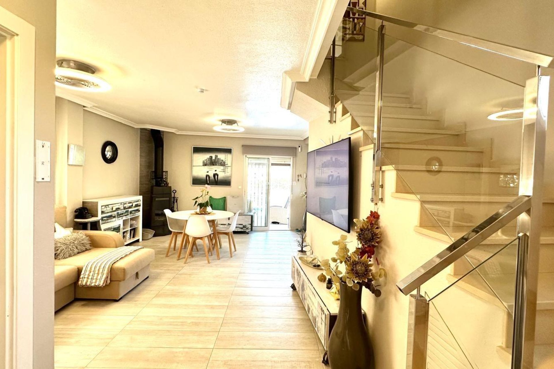 Wiederverkauf - VILLA -
ORIHUELA COSTA - La Regia