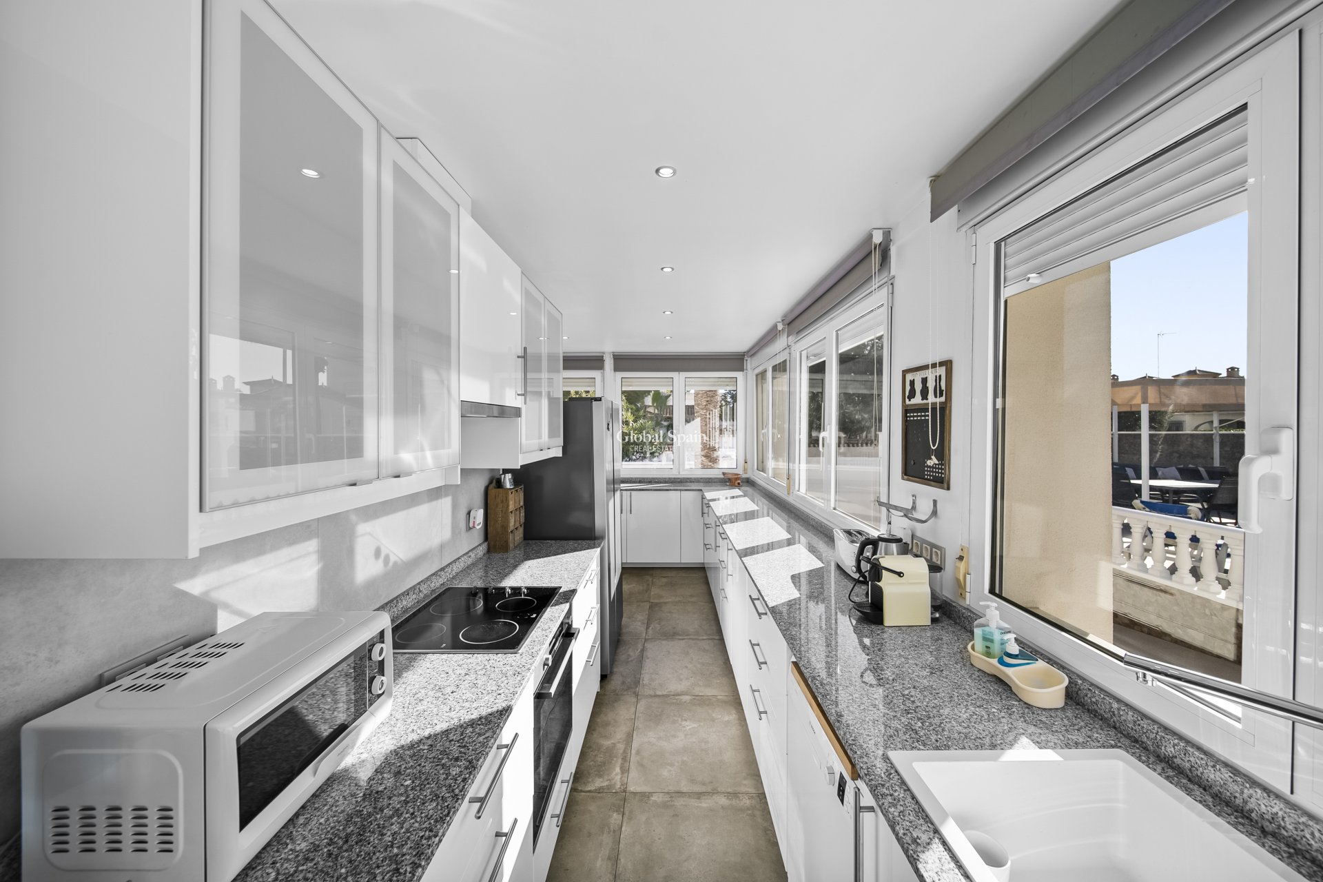 Wiederverkauf - VILLA -
ORIHUELA COSTA - La Zenia