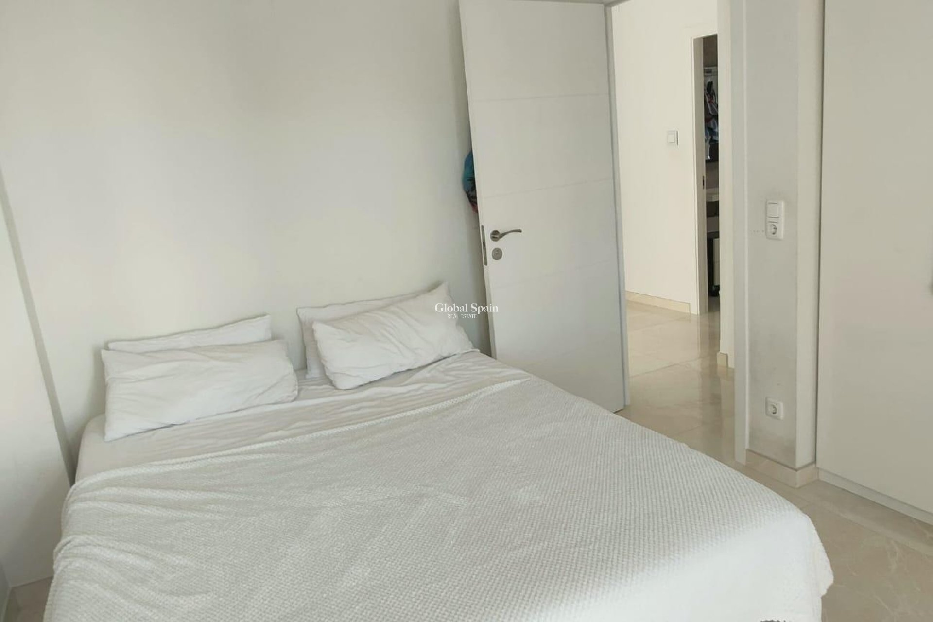 Wiederverkauf - VILLA -
ORIHUELA COSTA - La Zenia