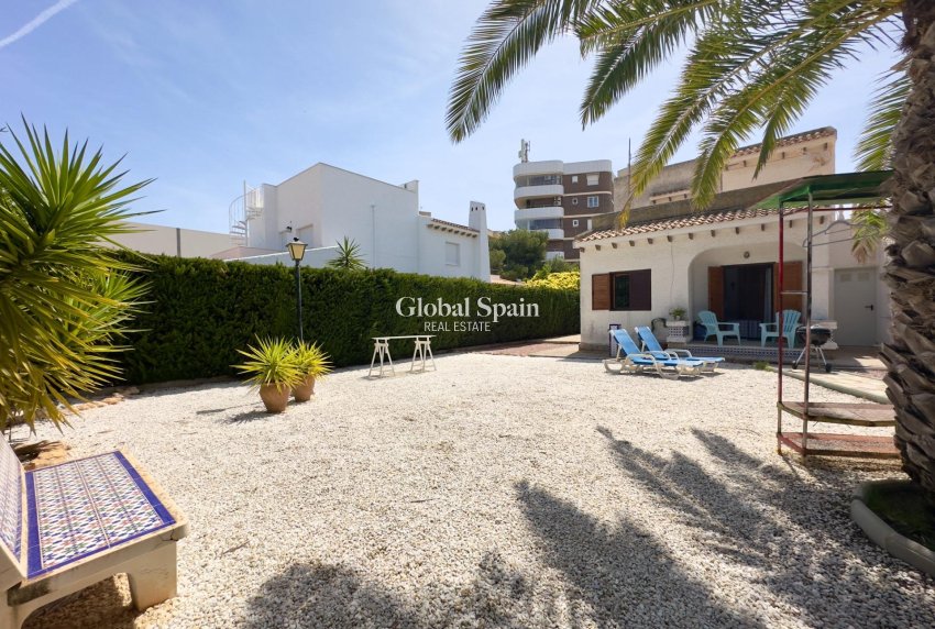 Wiederverkauf - VILLA -
ORIHUELA COSTA - La Zenia