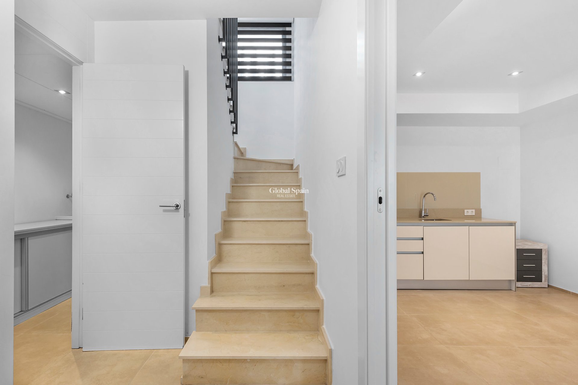 Wiederverkauf - Villa -
ORIHUELA COSTA - La Zenia