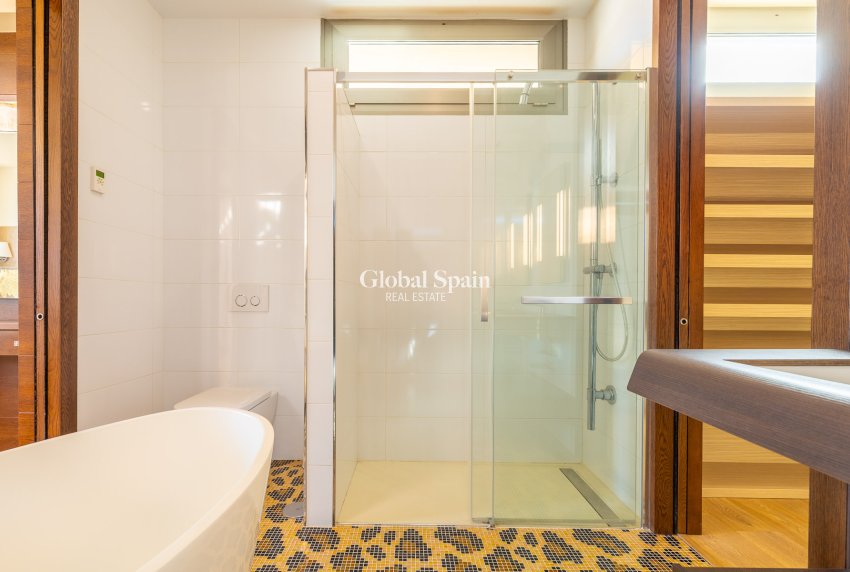 Wiederverkauf - Villa -
ORIHUELA COSTA - La Zenia