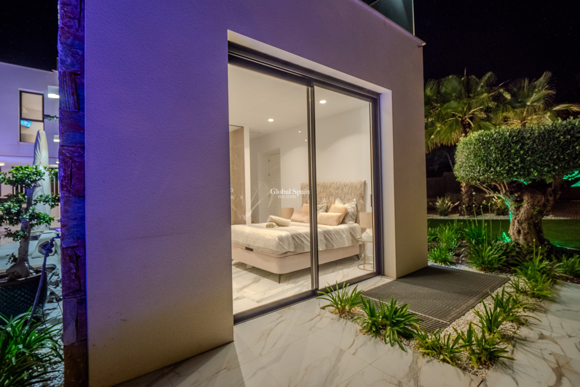 Wiederverkauf - Villa -
ORIHUELA COSTA - Las Colinas Golf