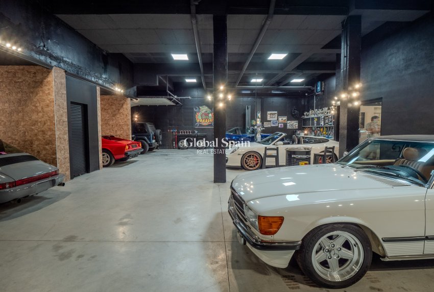 Wiederverkauf - Villa -
ORIHUELA COSTA - Las Colinas Golf