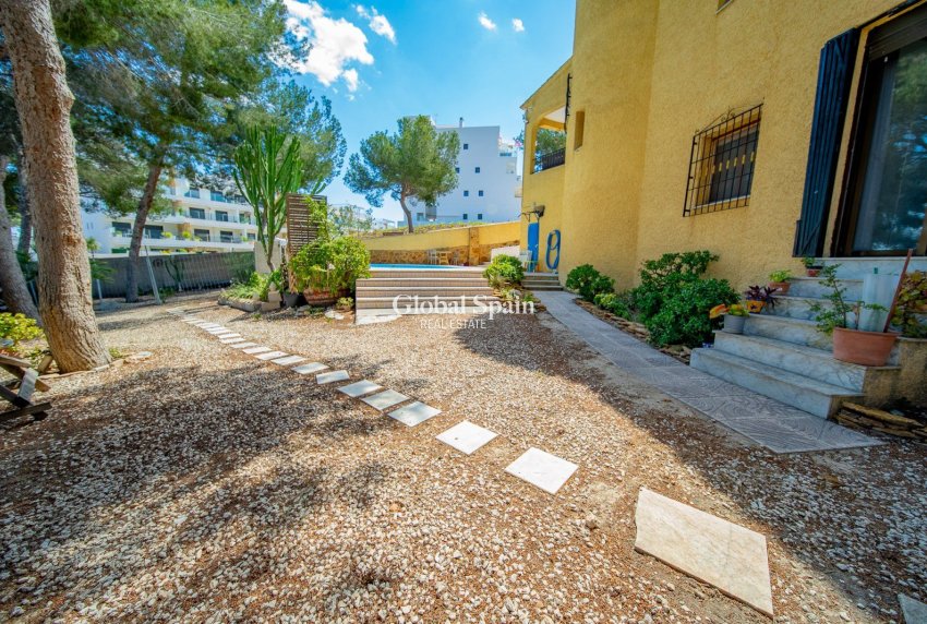 Wiederverkauf - Villa -
ORIHUELA COSTA - Las Filipinas