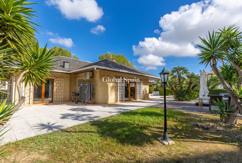 Wiederverkauf - Villa -
ORIHUELA COSTA - Las Filipinas