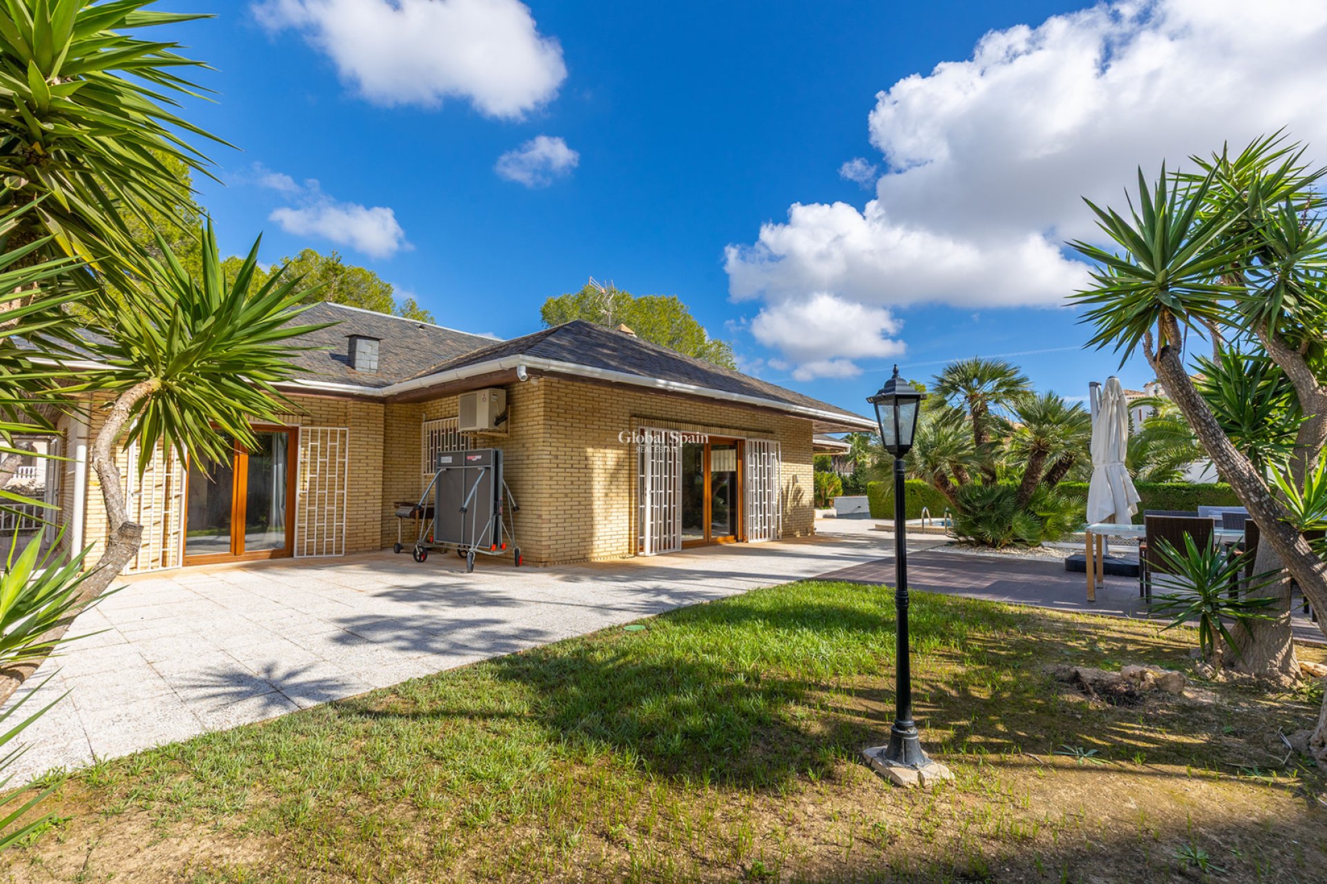 Wiederverkauf - Villa -
ORIHUELA COSTA - Las Filipinas