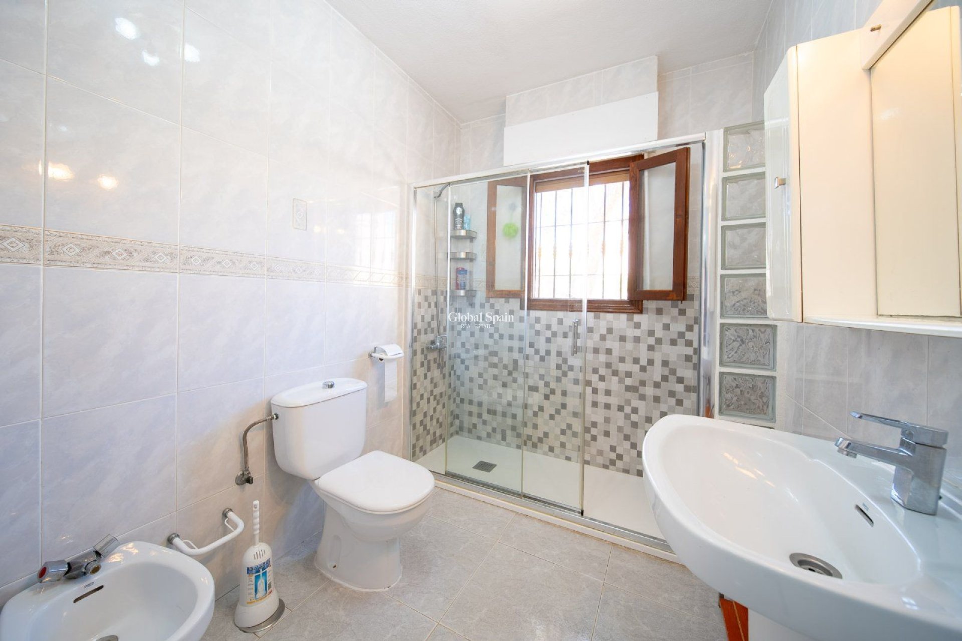 Wiederverkauf - Villa -
ORIHUELA COSTA - Las Filipinas