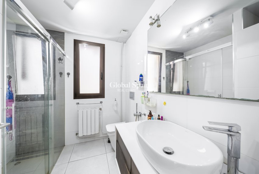 Wiederverkauf - Villa -
ORIHUELA COSTA - Lomas de Cabo Roig