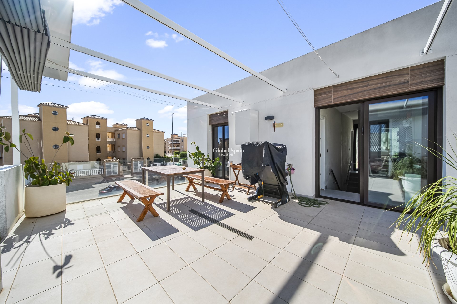 Wiederverkauf - Villa -
ORIHUELA COSTA - Lomas de Cabo Roig