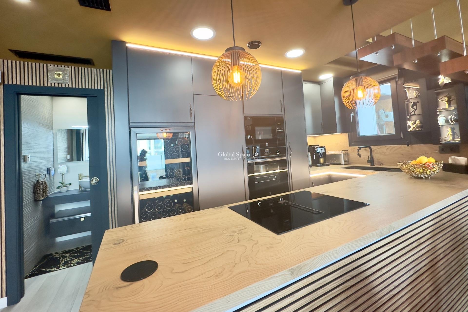 Wiederverkauf - VILLA -
ORIHUELA COSTA - Lomas de Cabo Roig