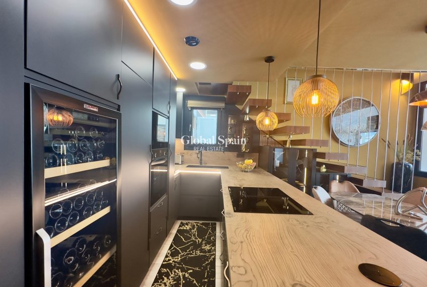 Wiederverkauf - VILLA -
ORIHUELA COSTA - Lomas de Cabo Roig