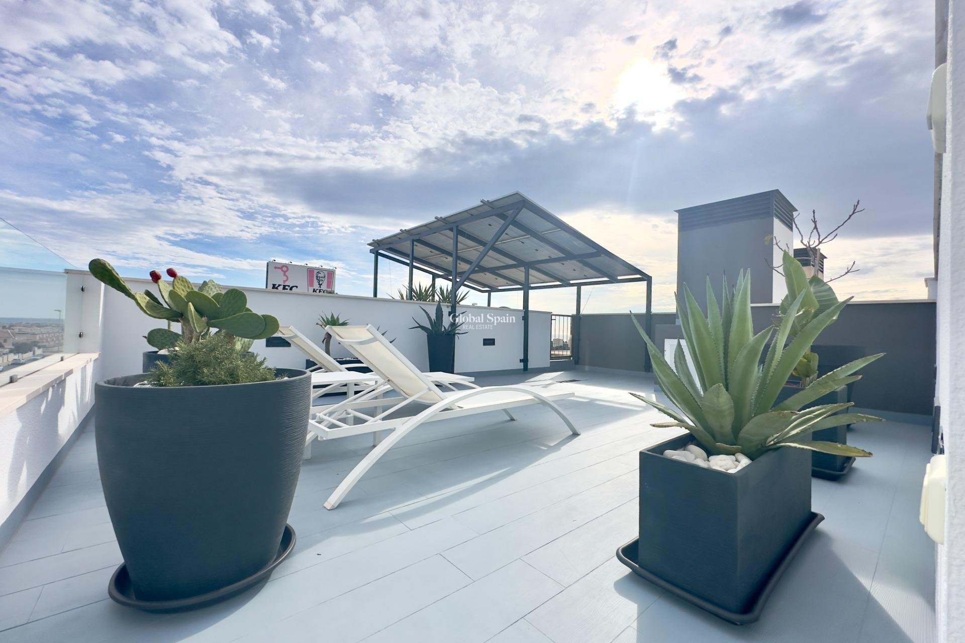 Wiederverkauf - VILLA -
ORIHUELA COSTA - Lomas de Cabo Roig