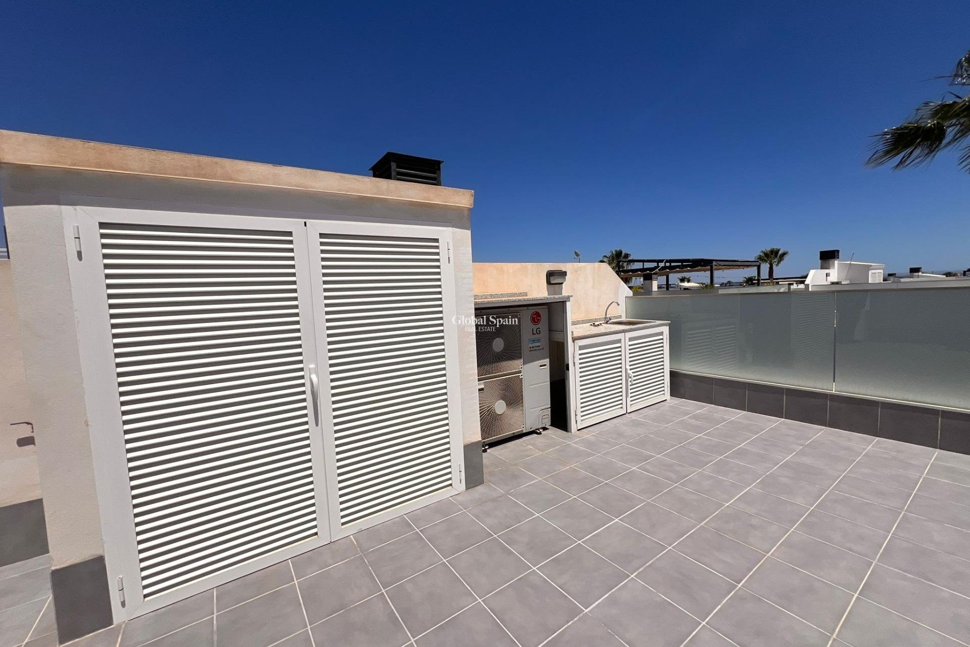 Wiederverkauf - VILLA -
ORIHUELA COSTA - Lomas de Cabo Roig
