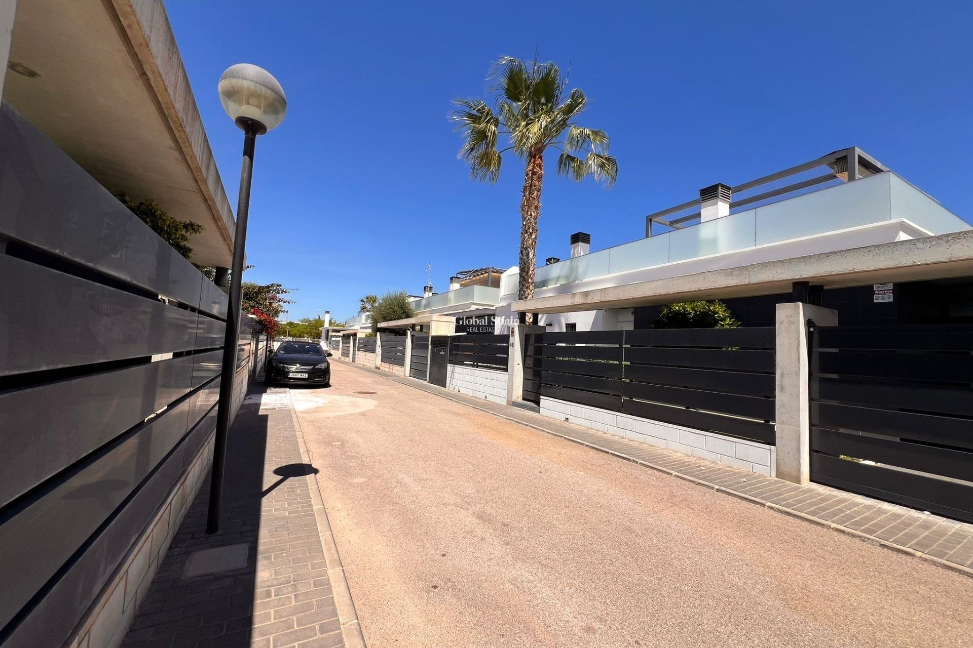 Wiederverkauf - VILLA -
ORIHUELA COSTA - Lomas de Cabo Roig