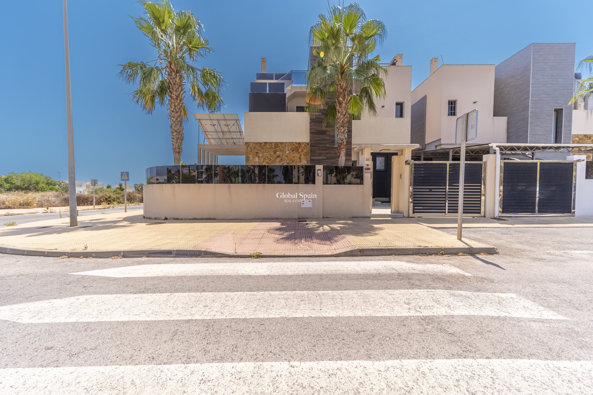 Wiederverkauf - Villa -
ORIHUELA COSTA - Lomas de Cabo Roig