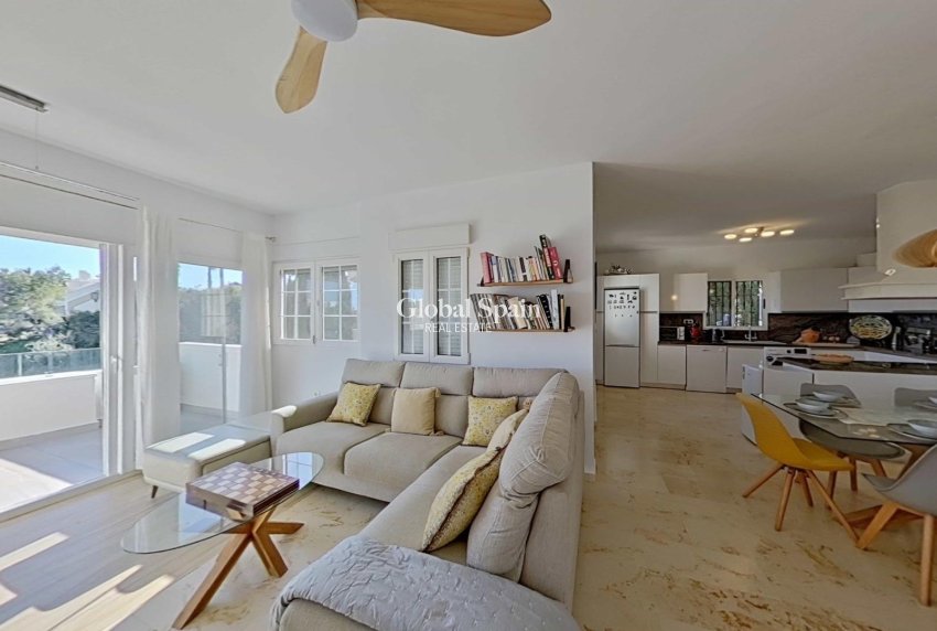 Wiederverkauf - VILLA -
ORIHUELA COSTA - Lomas de Campoamor-Las Ramblas