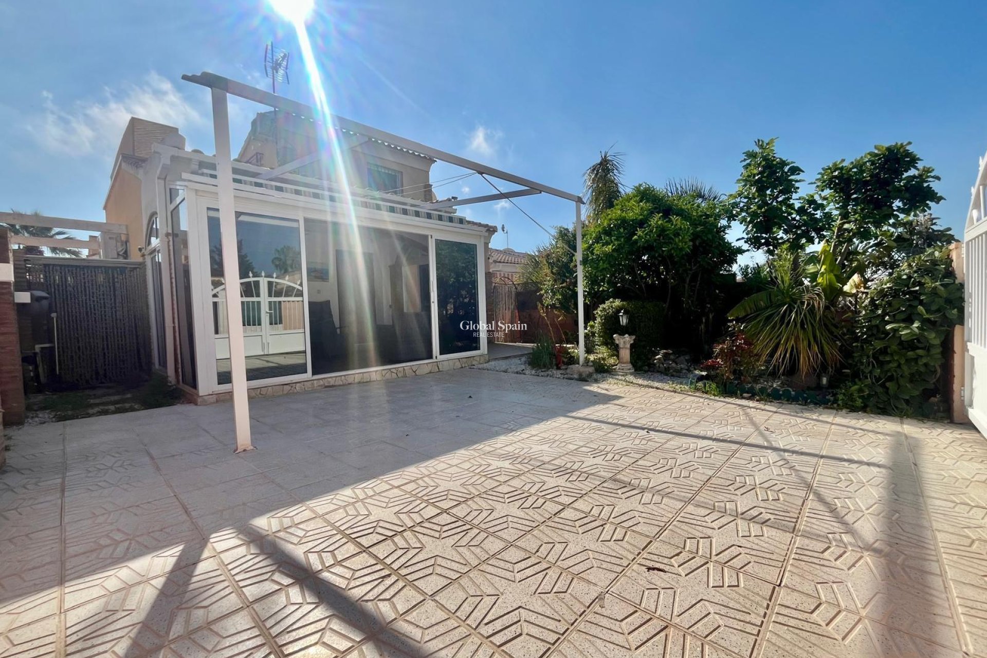 Wiederverkauf - VILLA -
ORIHUELA COSTA - Los Almendros-la Florida