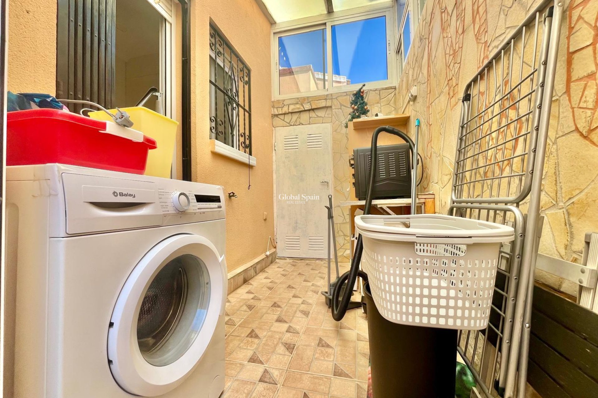 Wiederverkauf - VILLA -
ORIHUELA COSTA - Los Almendros-la Florida