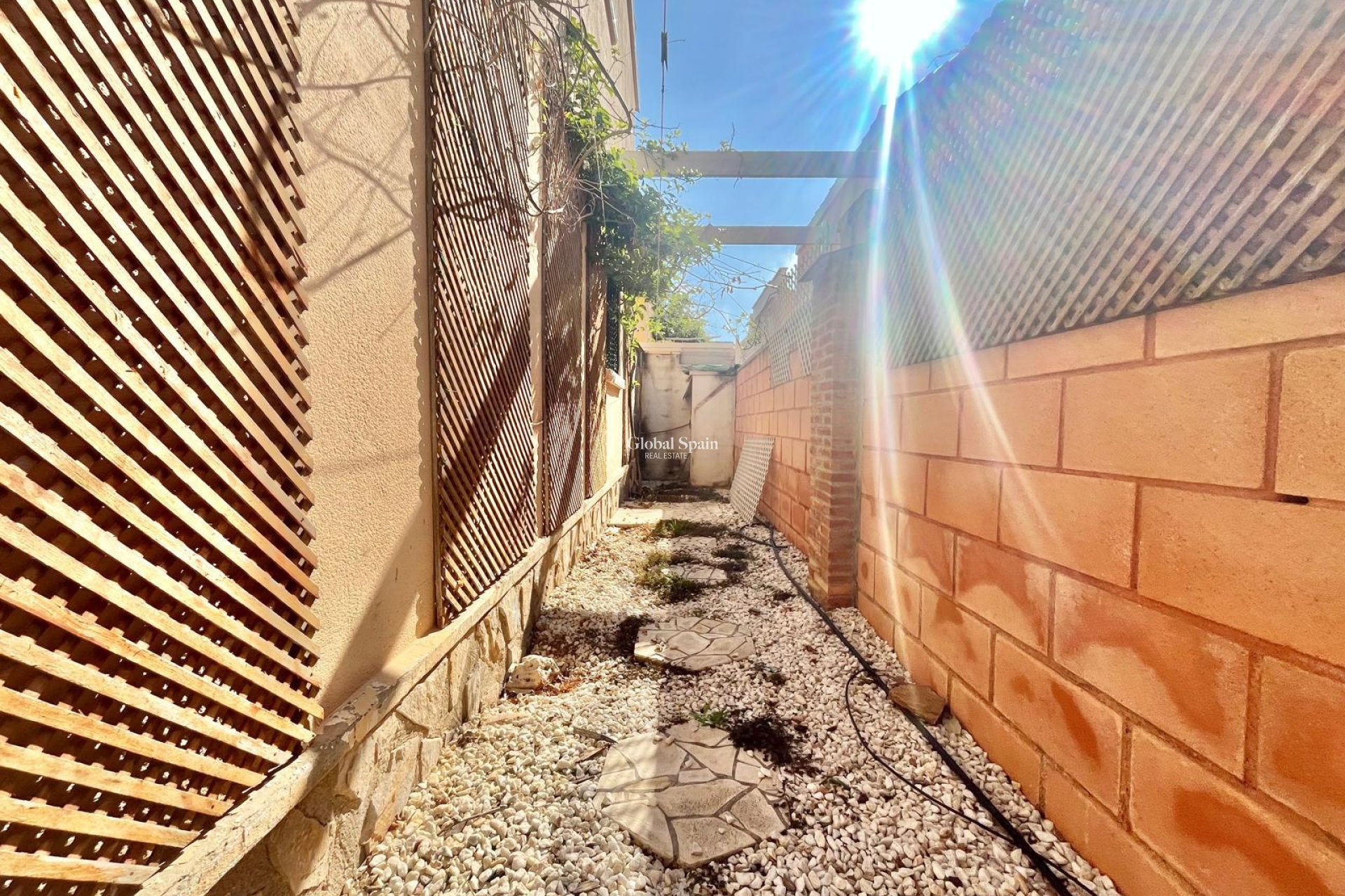 Wiederverkauf - VILLA -
ORIHUELA COSTA - Los Almendros-la Florida