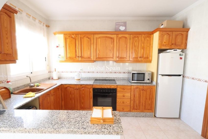 Wiederverkauf - Villa -
ORIHUELA COSTA - Los Balcones