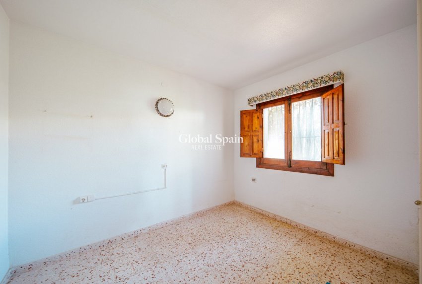 Wiederverkauf - Villa -
ORIHUELA COSTA - Playa Flamenca