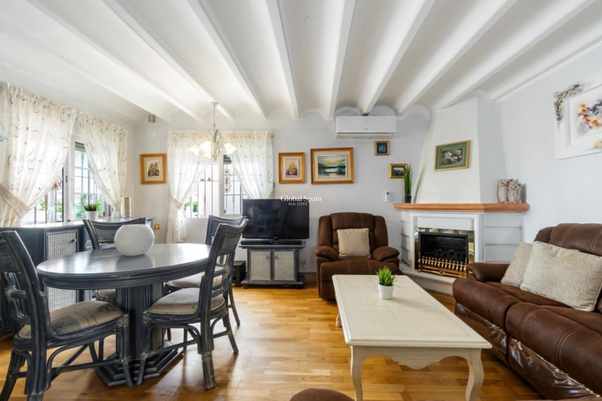 Wiederverkauf - Villa -
ORIHUELA COSTA - Playa Flamenca