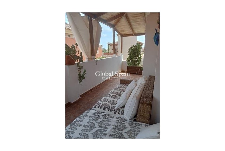 Wiederverkauf - VILLA -
ORIHUELA COSTA - Playa Flamenca