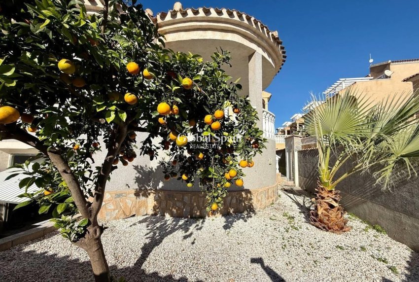 Wiederverkauf - VILLA -
ORIHUELA COSTA - Playa Flamenca