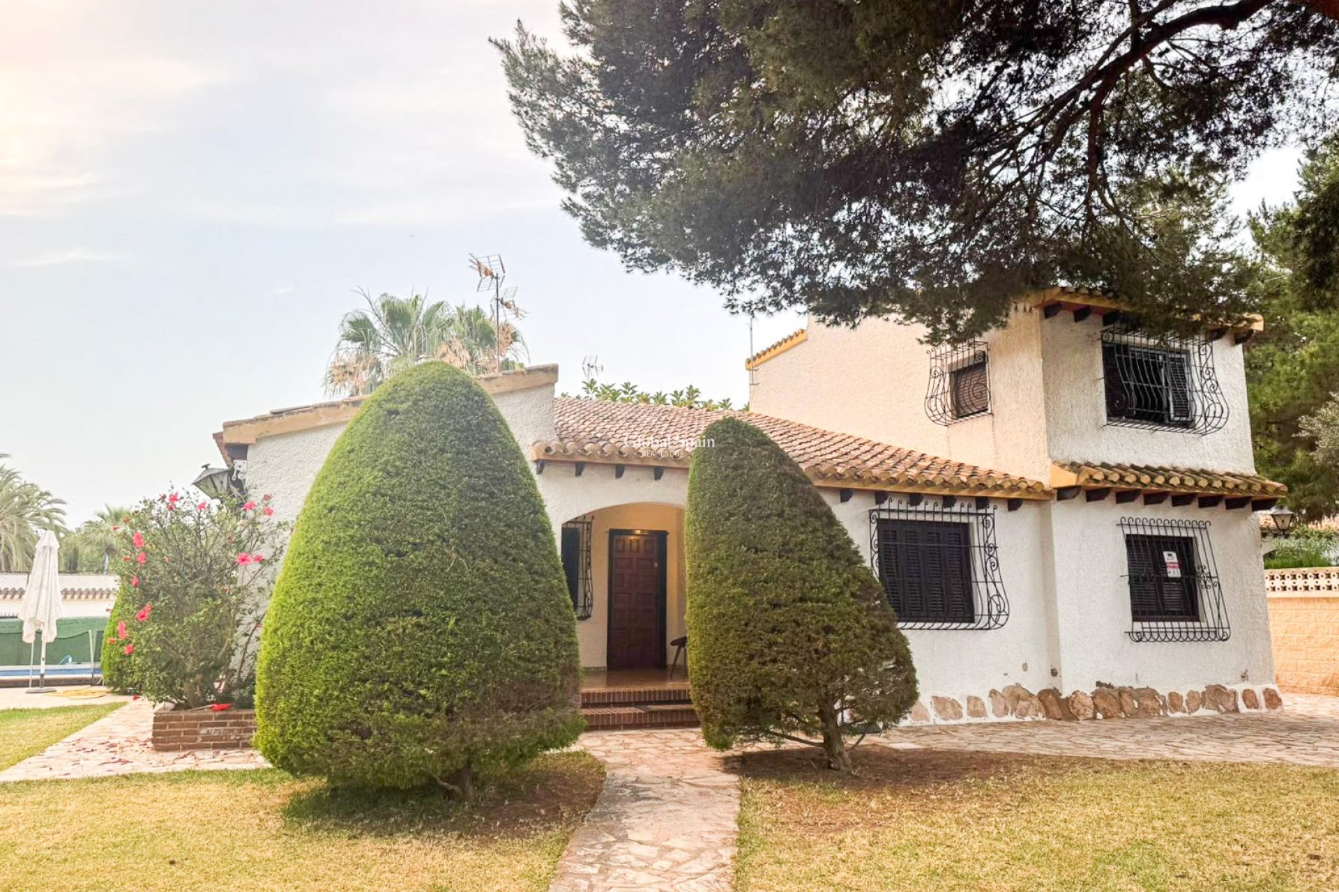 Wiederverkauf - VILLA -
ORIHUELA COSTA - Punta Prima