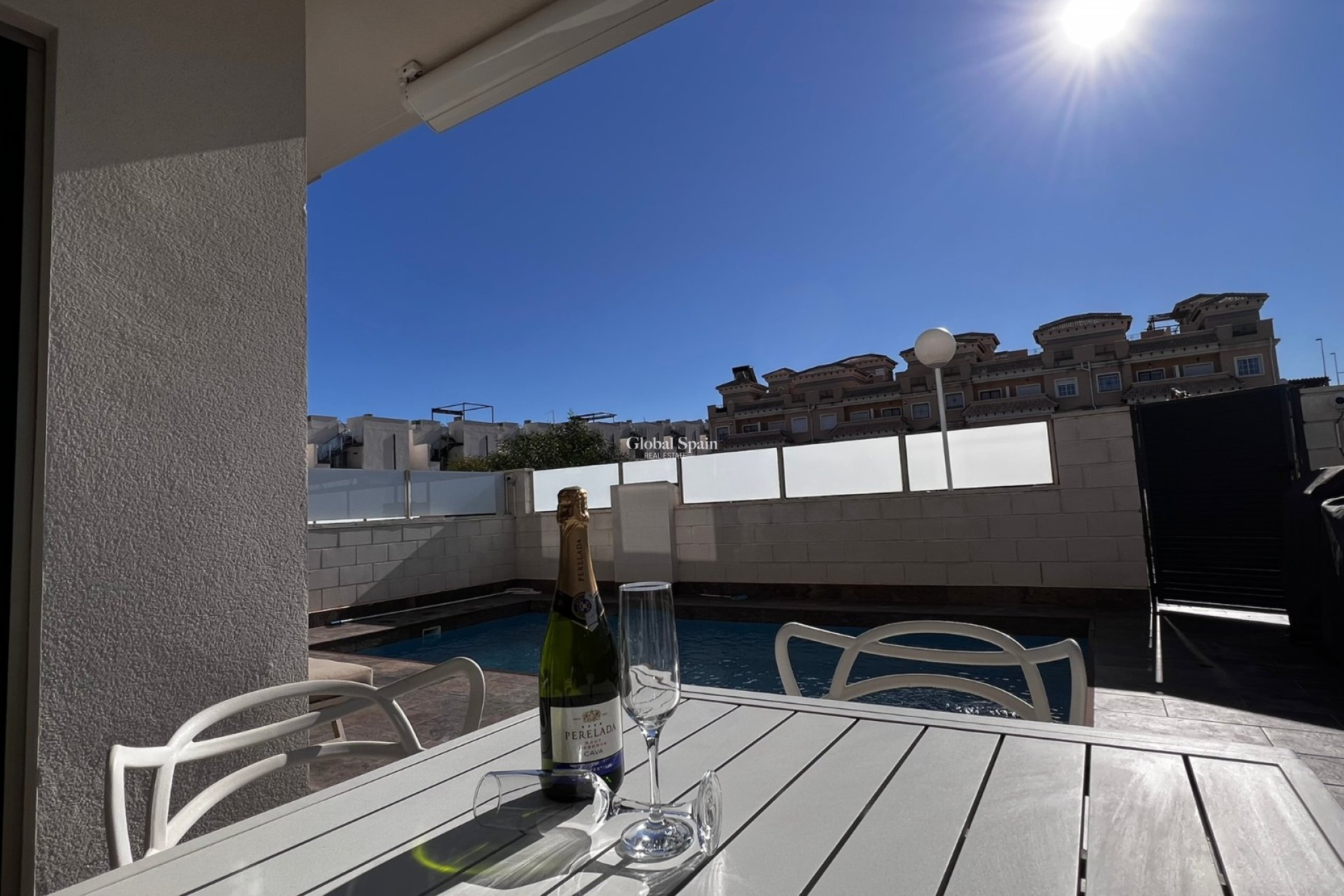 Wiederverkauf - VILLA -
ORIHUELA COSTA - Villa Martin