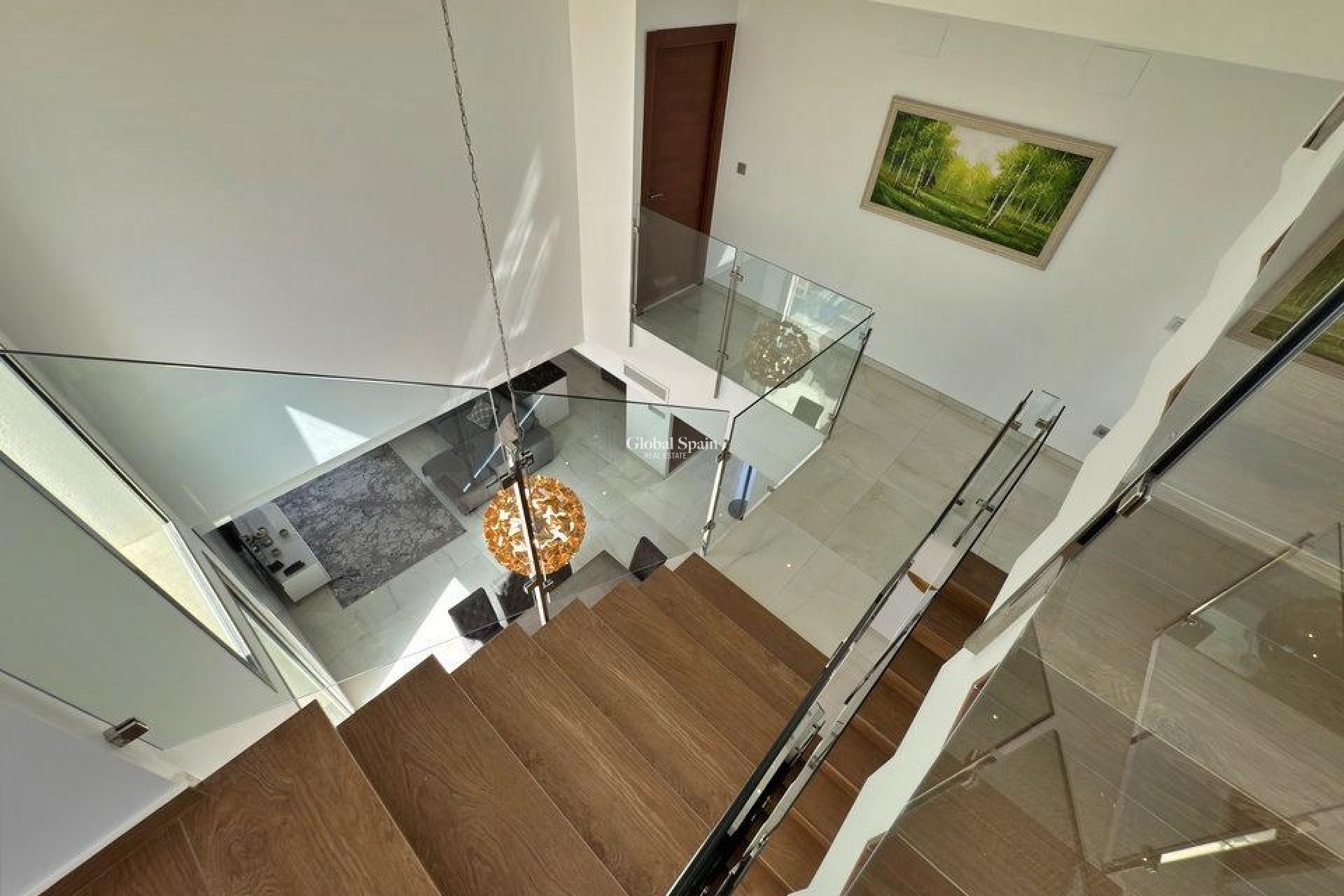 Wiederverkauf - VILLA -
ORIHUELA COSTA - VILLAMARTÍN