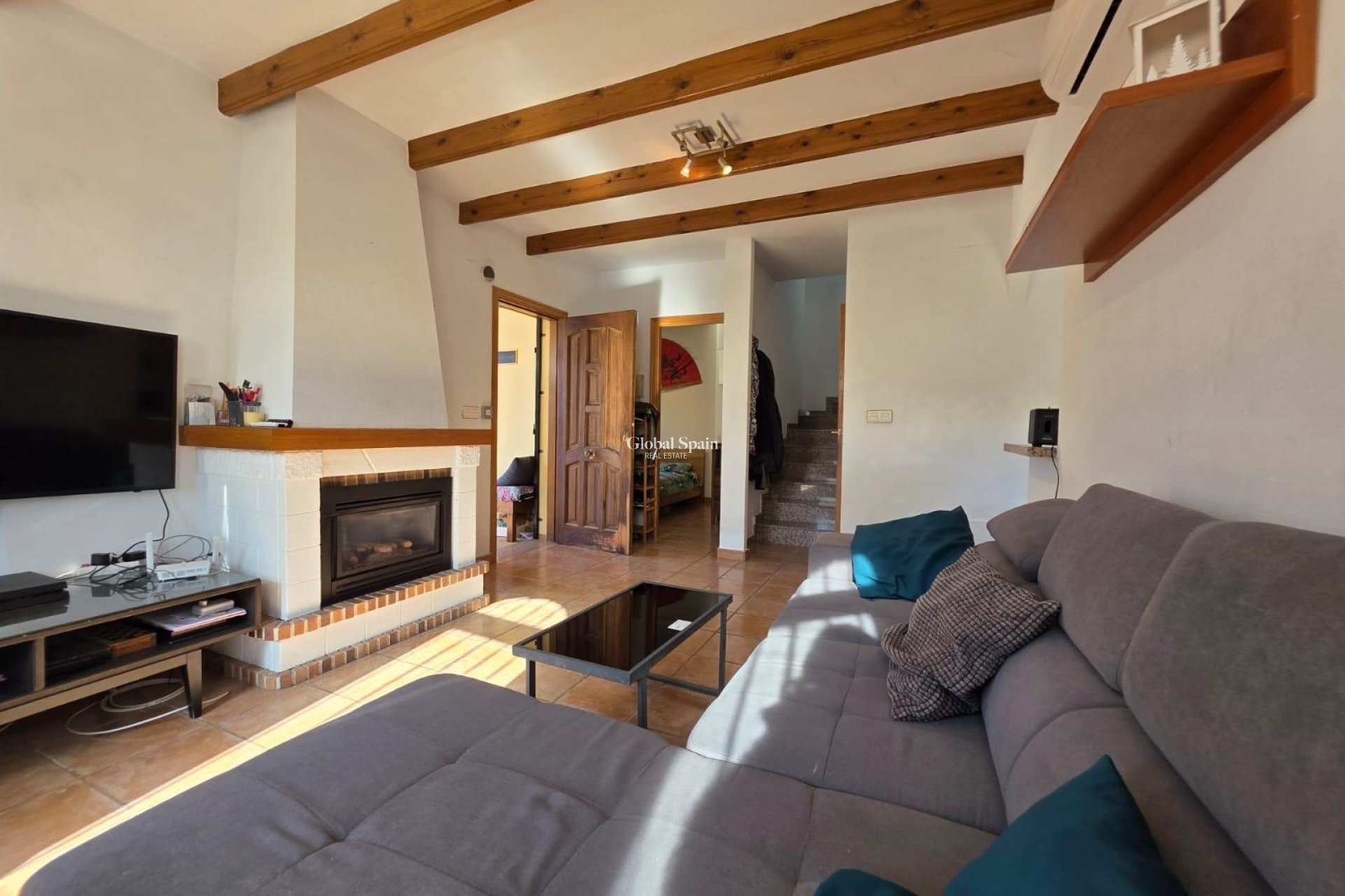 Wiederverkauf - VILLA -
ORIHUELA COSTA - VILLAMARTÍN