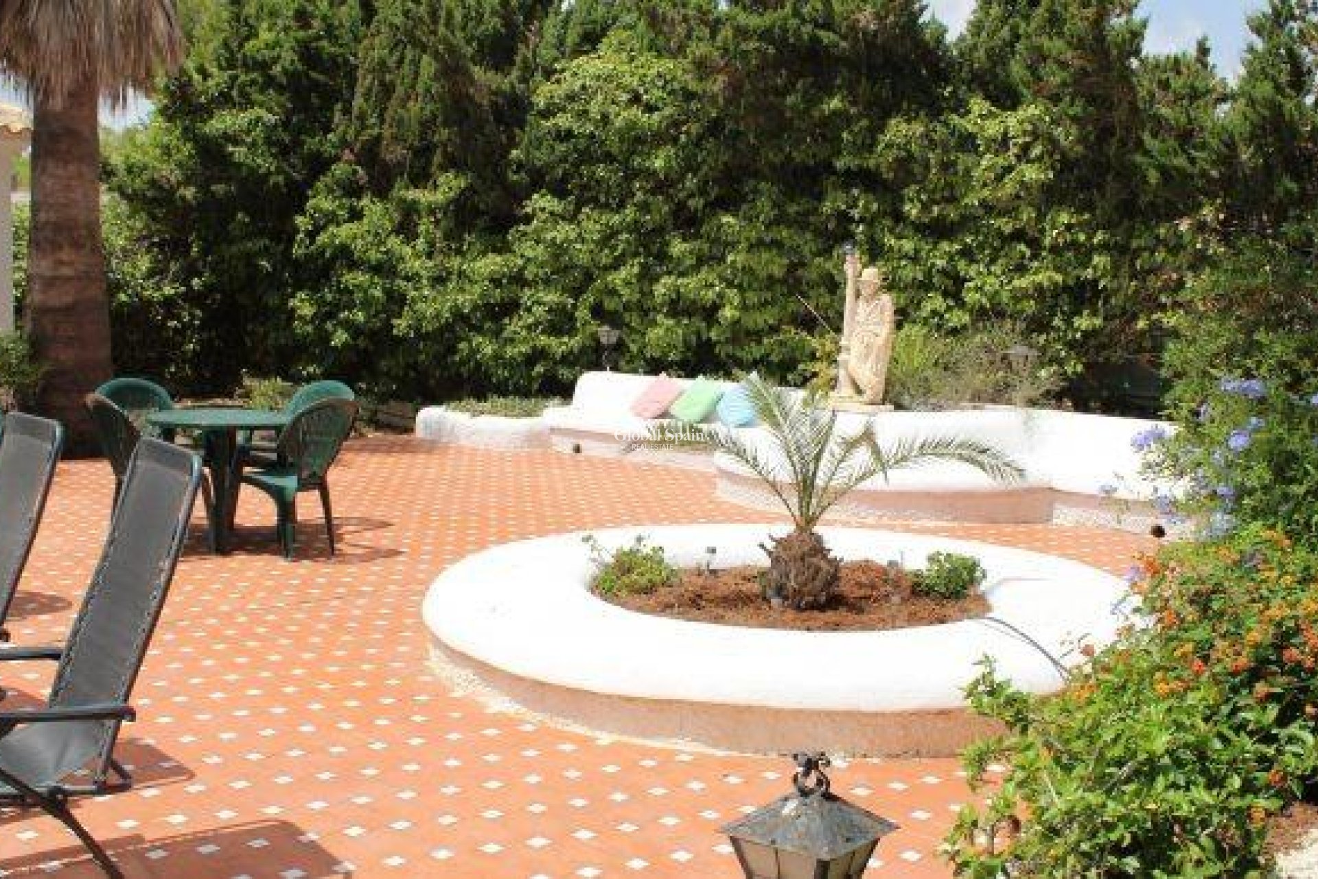 Wiederverkauf - VILLA -
ORIHUELA COSTA - VILLAMARTÍN