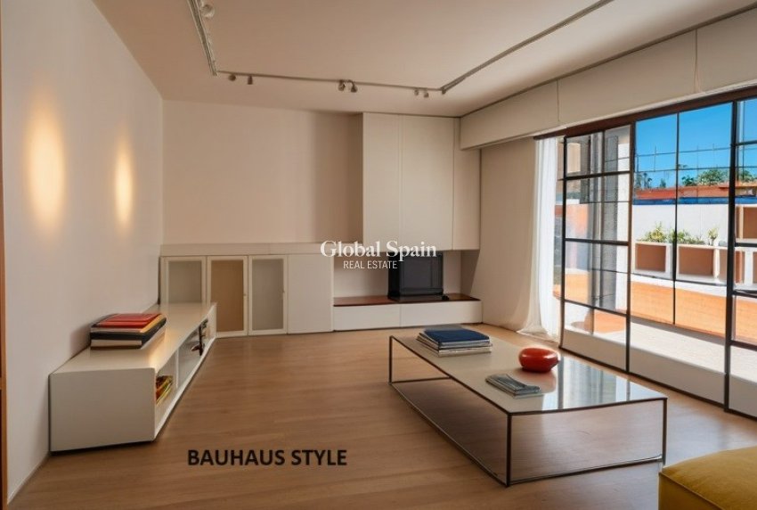 Wiederverkauf - Villa -
ORIHUELA COSTA - VILLAMARTÍN