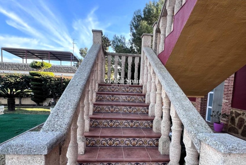 Wiederverkauf - VILLA -
ORIHUELA - Desamparados-hurchillo-torremendo