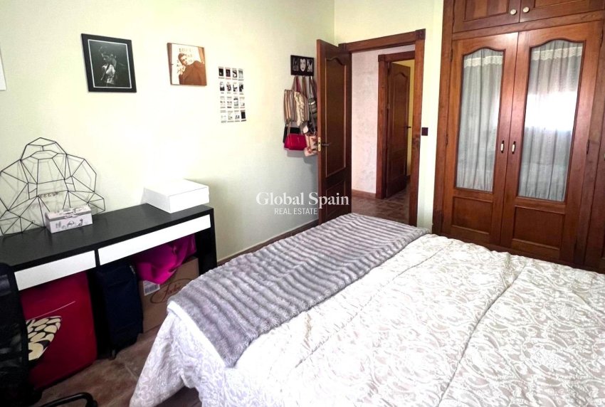 Wiederverkauf - VILLA -
ORIHUELA - Desamparados-hurchillo-torremendo