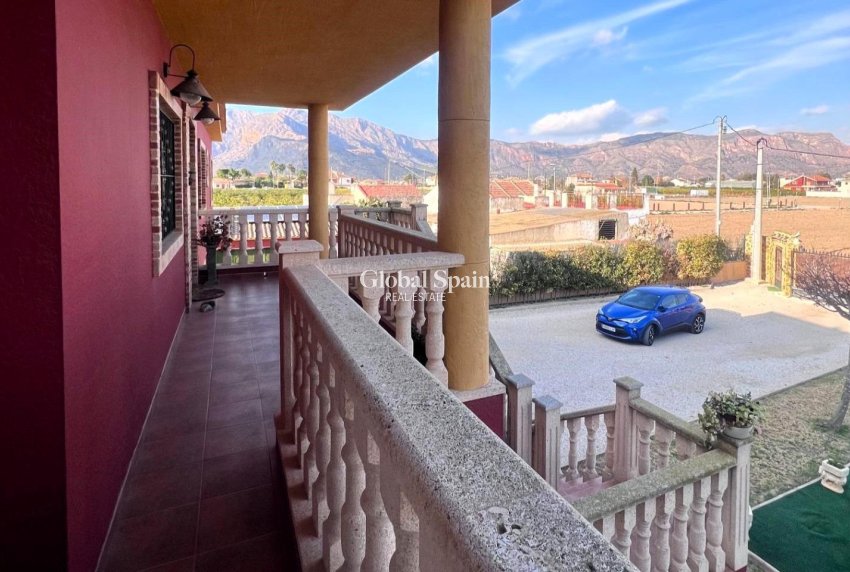 Wiederverkauf - VILLA -
ORIHUELA - Desamparados-hurchillo-torremendo