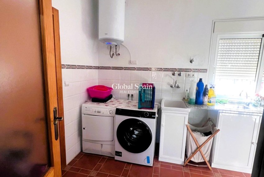Wiederverkauf - VILLA -
ORIHUELA - Desamparados-hurchillo-torremendo