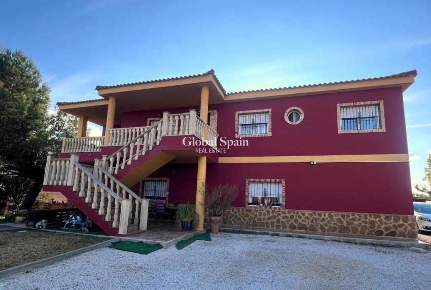 Wiederverkauf - VILLA -
ORIHUELA - Desamparados-hurchillo-torremendo