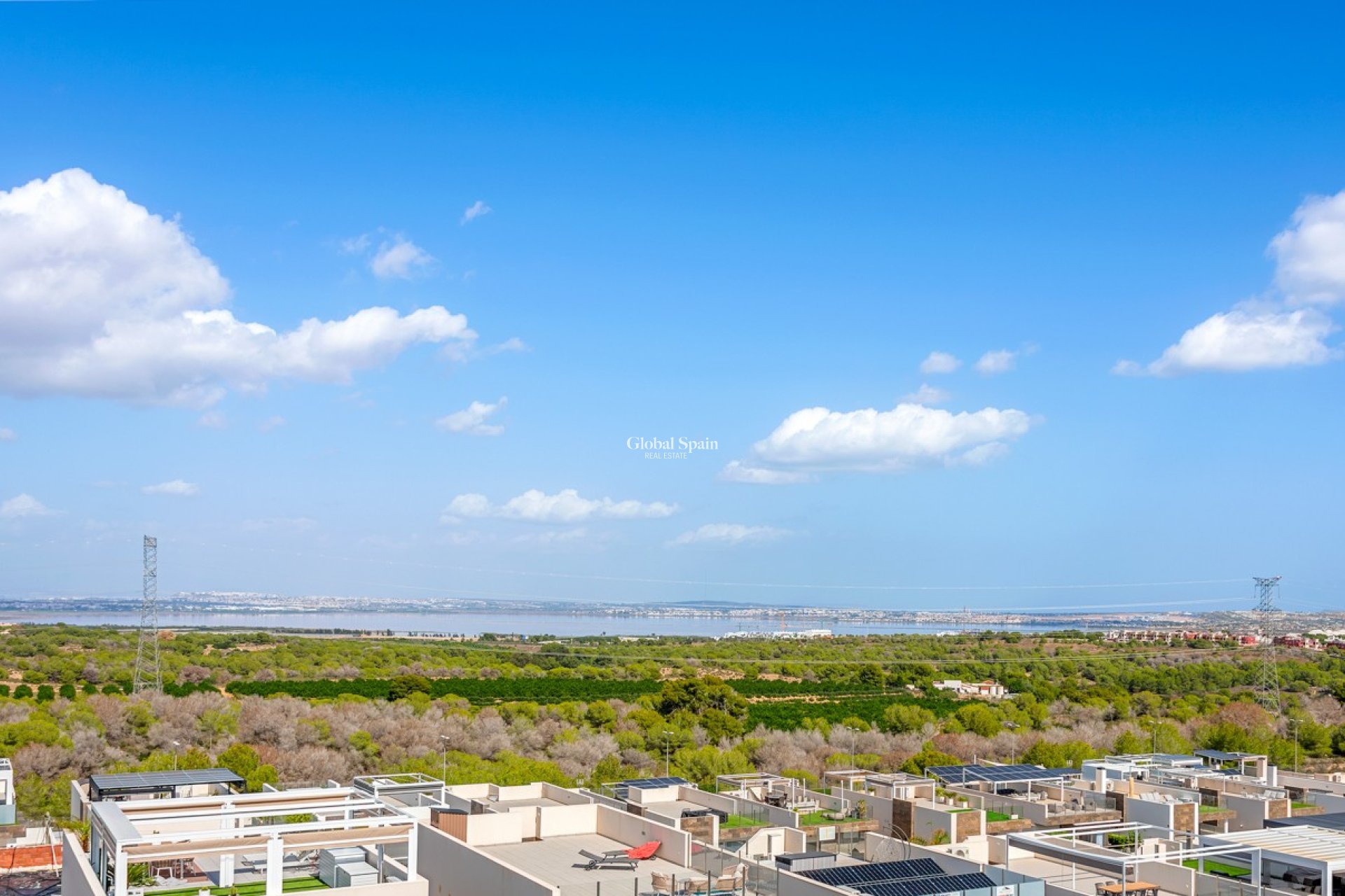 Wiederverkauf - VILLA -
ORIHUELA - Inland