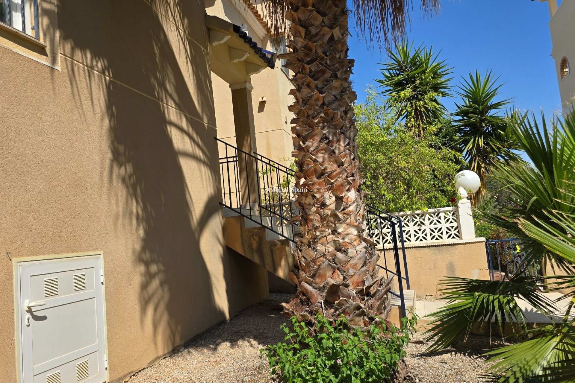 Wiederverkauf - VILLA -
ORIHUELA - Inland