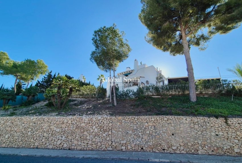 Wiederverkauf - VILLA -
ORIHUELA - Inland