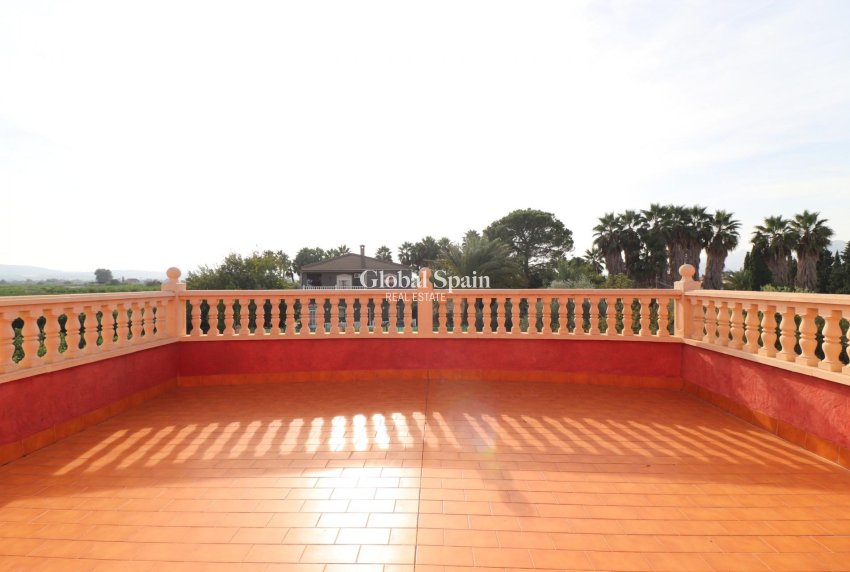 Wiederverkauf - VILLA -
ORIHUELA - La Campaneta